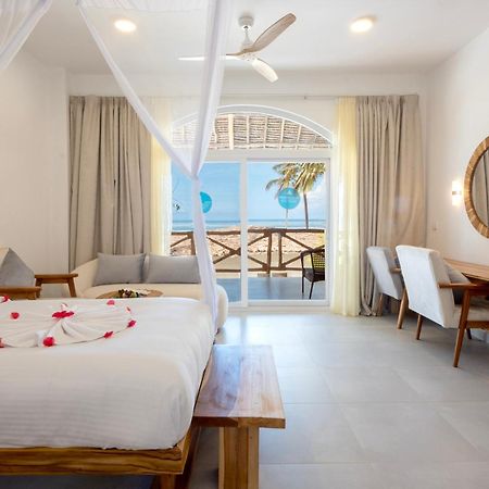 Royal Mandarin Hotel & Resort Пвани-Мчангани Экстерьер фото
