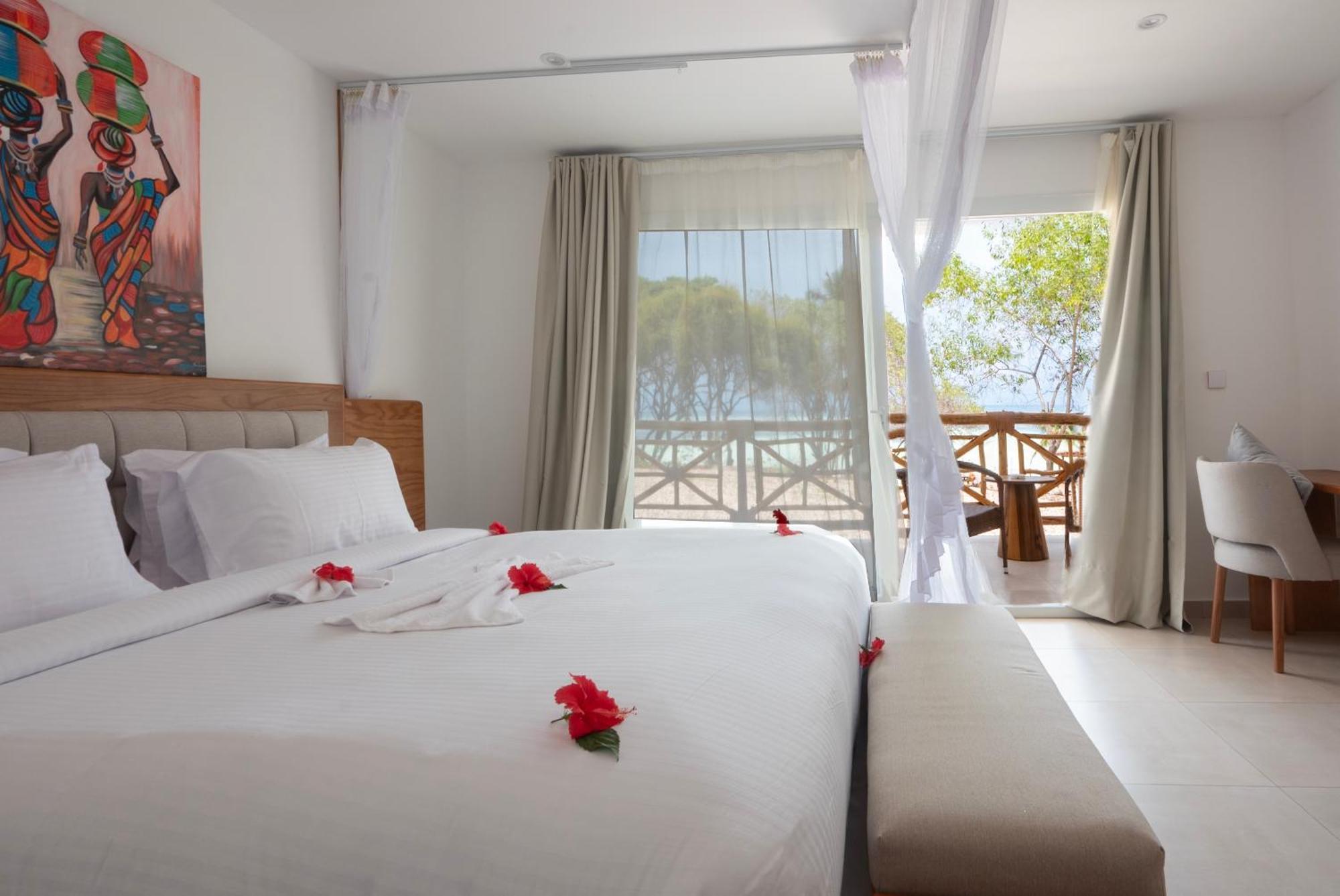 Royal Mandarin Hotel & Resort Пвани-Мчангани Экстерьер фото